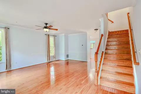9833 Darcy Forest Dr, Silver Spring, MD 20910 photo 24