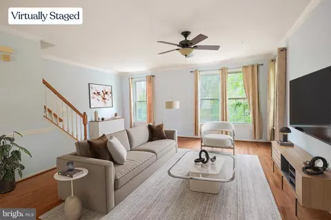 9833 Darcy Forest Dr, Silver Spring, MD 20910 photo 13