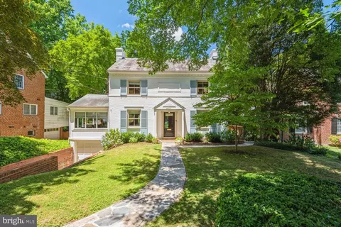 3411 Thornapple St, Chevy Chase, MD 20815