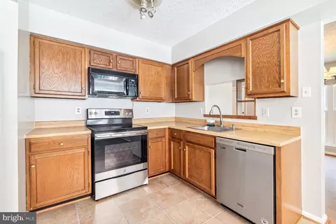 11413 Encore Dr, Silver Spring, MD 20901 photo 17