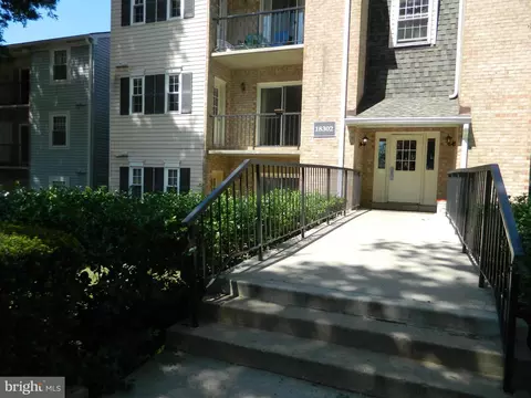 18302 Streamside Dr #201, Gaithersburg, MD 20879