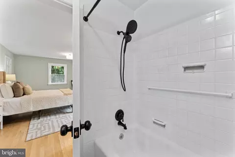 10010 Quinby St, Silver Spring, MD 20901 photo 32
