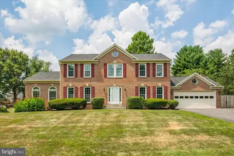 14716 Carona Dr, Silver Spring, MD 20905
