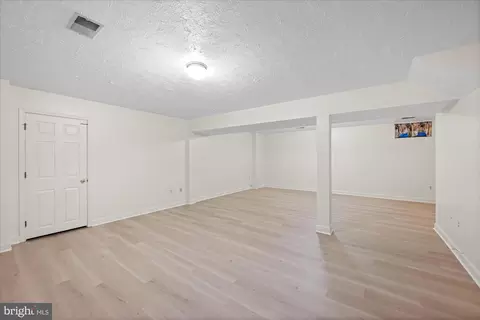 14716 Carona Dr, Silver Spring, MD 20905 photo 33