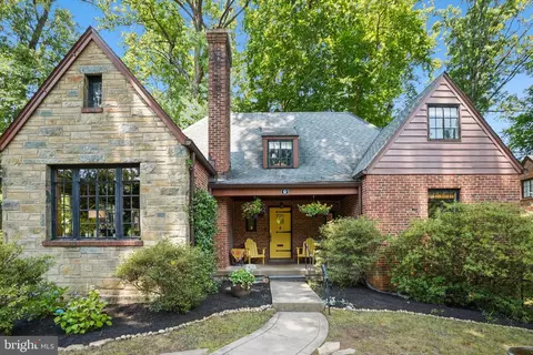 6 Midhurst Rd, Silver Spring, MD 20910 photo 2