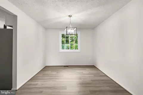 1280 Windmill Ln, Silver Spring, MD 20905 photo 9