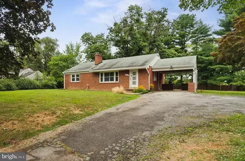 24611 Woodfield Rd, Damascus, MD 20872