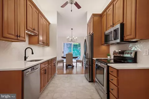 14233 Piccadilly Rd, Silver Spring, MD 20906 photo 11