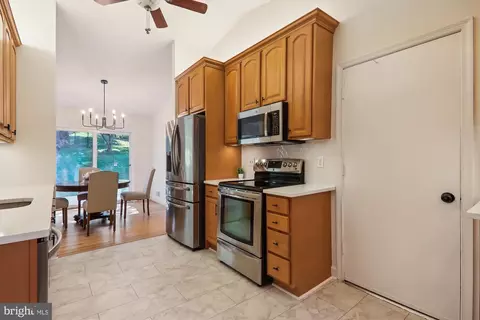 14233 Piccadilly Rd, Silver Spring, MD 20906 photo 10