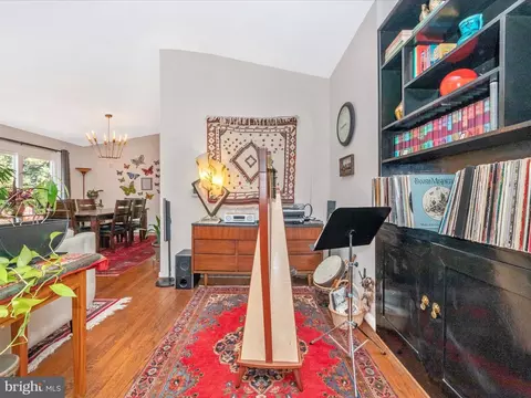 1115 Dunoon Rd, Silver Spring, MD 20903 photo 4