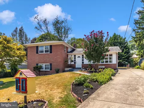1115 Dunoon Rd, Silver Spring, MD 20903