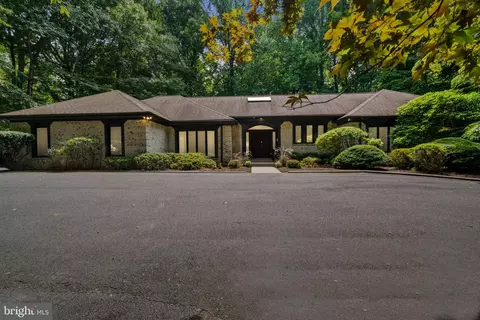 Exterior - 2008 Rebecca Ct, Silver Spring, MD 20906 photo 9 of 15