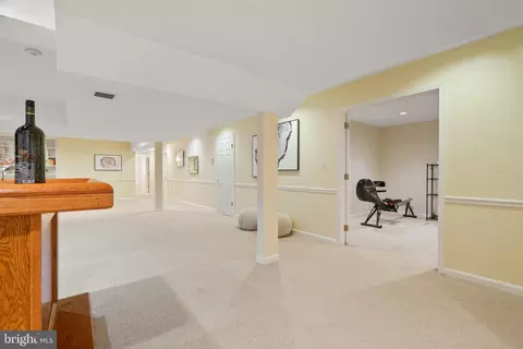 Entry Way - 2008 Rebecca Ct, Silver Spring, MD 20906 photo 11 of 14