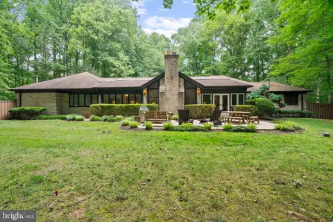 Exterior - 2008 Rebecca Ct, Silver Spring, MD 20906 photo 3 of 15