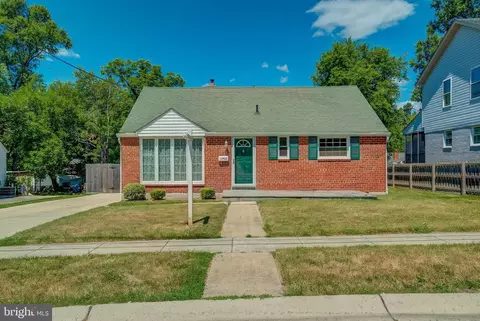 12706 Gould Rd, Silver Spring, MD 20906 photo 4