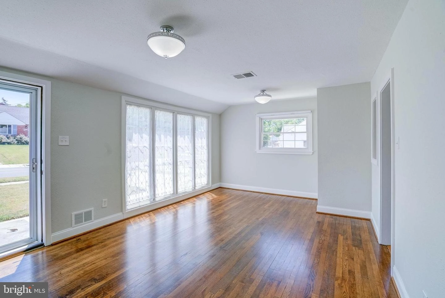 12706 Gould Rd, Silver Spring, MD 20906 photo 6