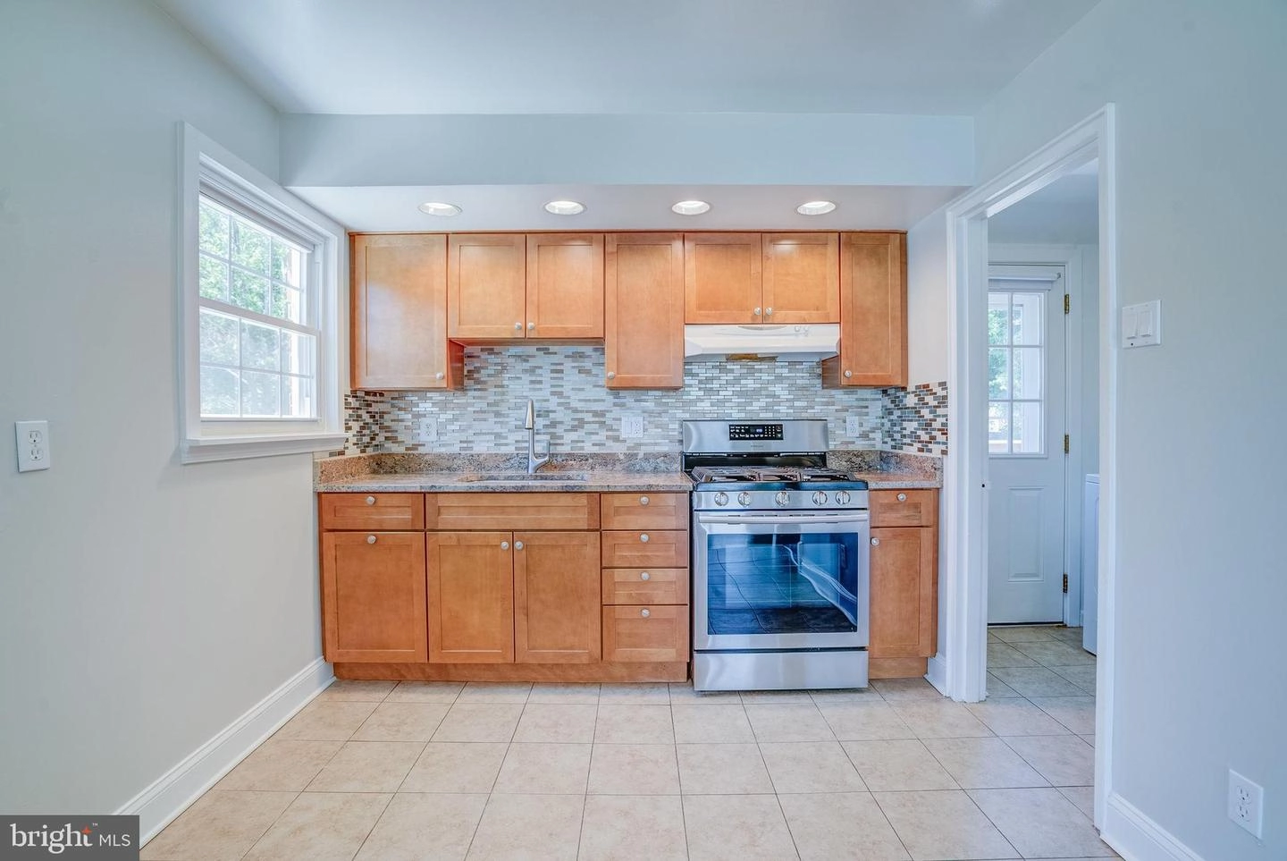 12706 Gould Rd, Silver Spring, MD 20906 photo 8