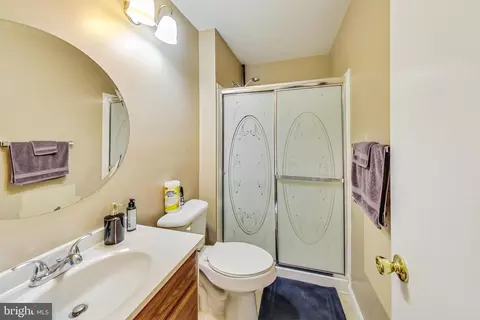Bath - 6 Normandy Square Ct #2CC, Silver Spring, MD 20906 photo 1 of 2