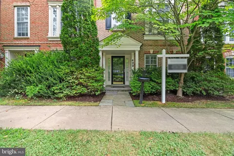422 Kersten St, Gaithersburg, MD 20878
