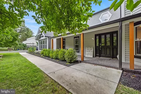 611 Bryants Nursery Rd, Silver Spring, MD 20905 photo 1