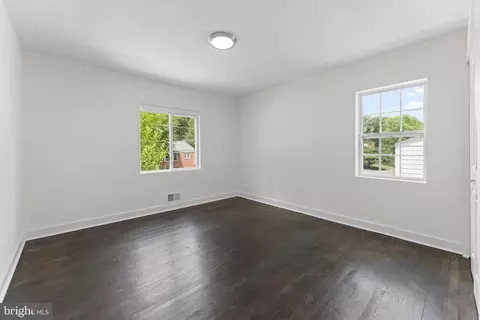 301 E Schuyler Rd, Silver Spring, MD 20901 photo 18