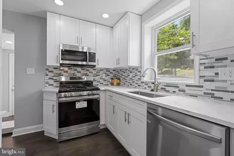 301 E Schuyler Rd, Silver Spring, MD 20901 photo 12