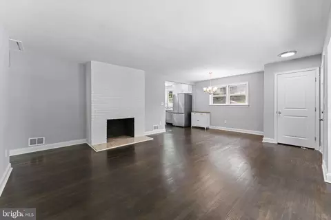 301 E Schuyler Rd, Silver Spring, MD 20901 photo 7