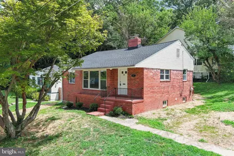 301 E Schuyler Rd, Silver Spring, MD 20901 photo 3