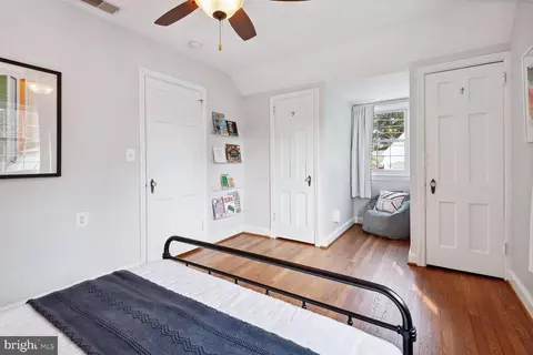 Bedroom - 614 Pershing Dr, Silver Spring, MD 20910 photo 2 of 7