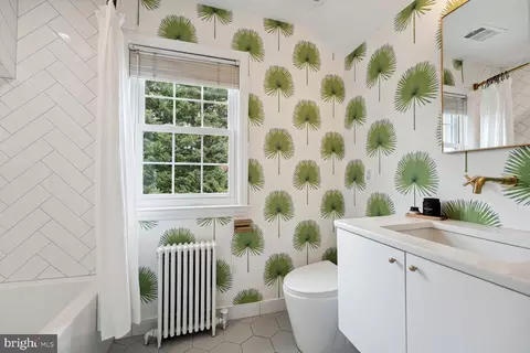 Bath - 614 Pershing Dr, Silver Spring, MD 20910 photo 1 of 7