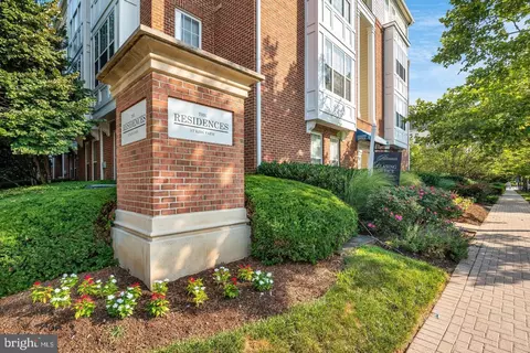 105 King Farm Blvd #F306, Rockville, MD 20850