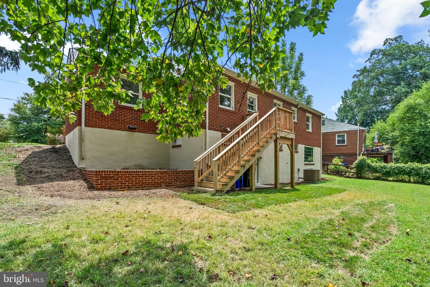 Exterior - 1116 W Nolcrest Dr, Silver Spring, MD 20903 photo 7 of 8