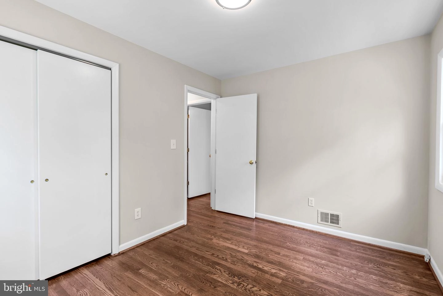 Bedroom - 1116 W Nolcrest Dr, Silver Spring, MD 20903 photo 6 of 7