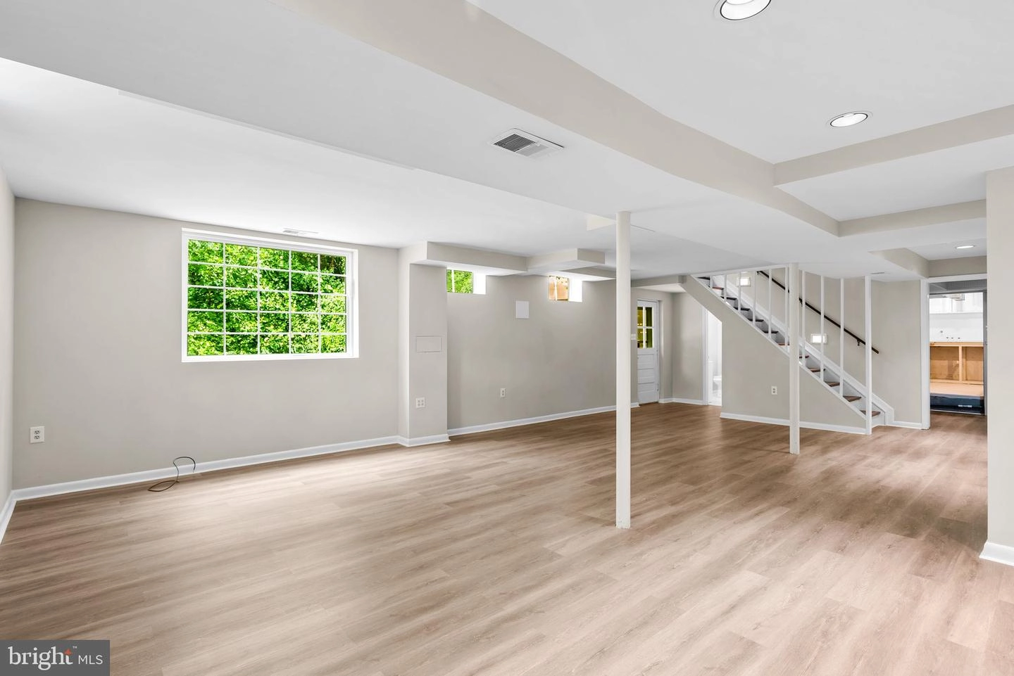 Living - 1116 W Nolcrest Dr, Silver Spring, MD 20903 photo 6 of 6