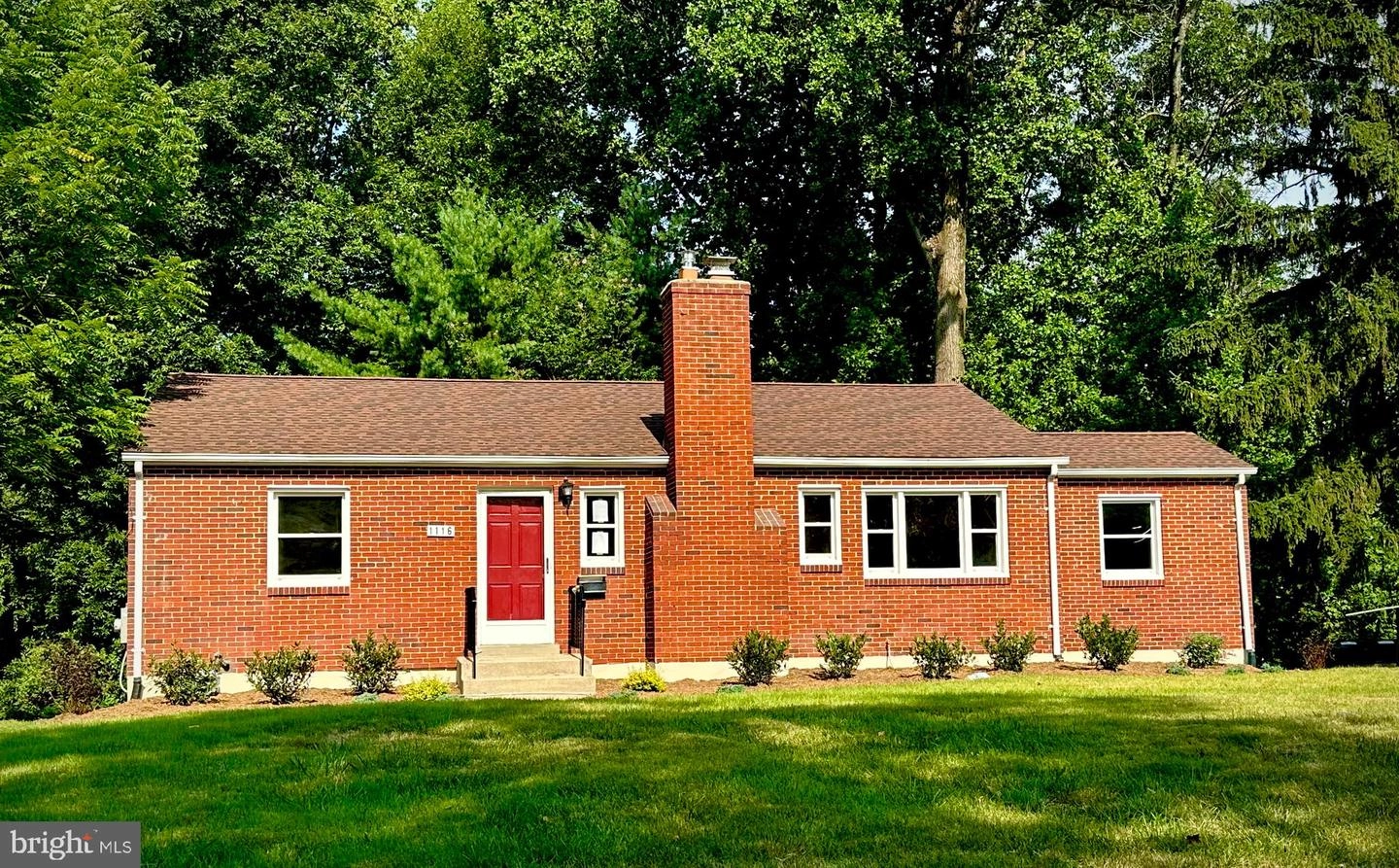 Exterior - 1116 W Nolcrest Dr, Silver Spring, MD 20903 photo 3 of 8