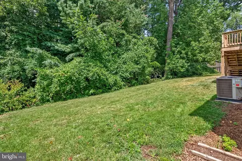 Exterior - 1116 W Nolcrest Dr, Silver Spring, MD 20903 photo 8 of 8