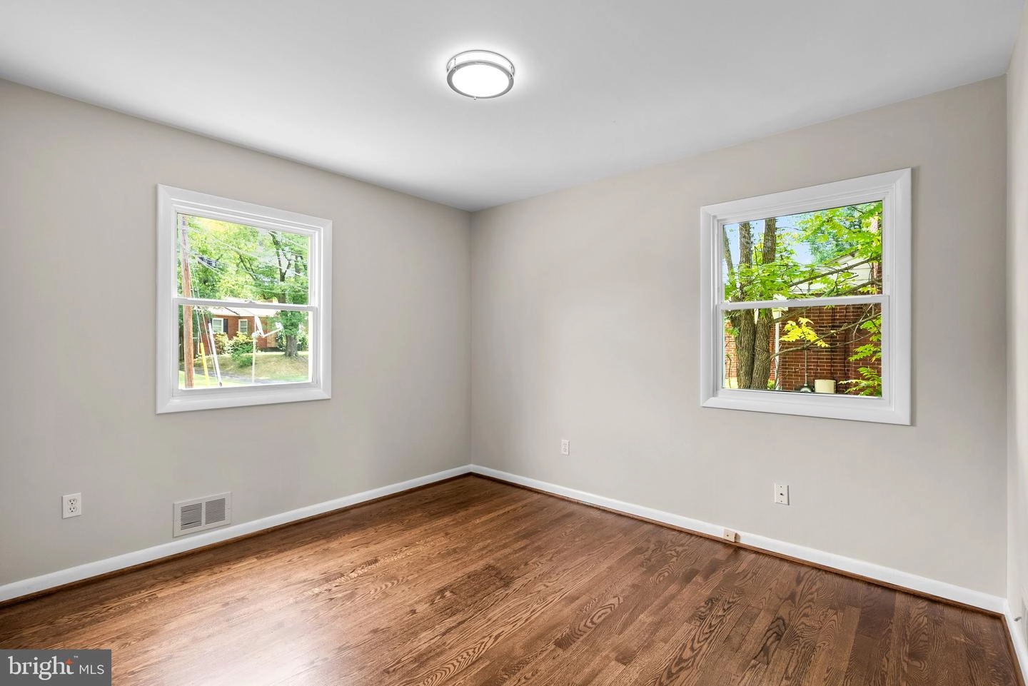 Bedroom - 1116 W Nolcrest Dr, Silver Spring, MD 20903 photo 1 of 7