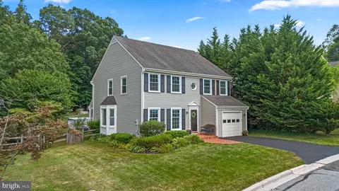20805 Burnt Woods Dr, Germantown, MD 20874