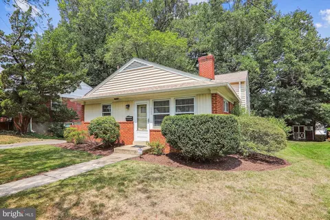 3905 Adams Dr, Silver Spring, MD 20902 photo 3