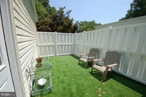 3644 Edelmar Ter #122-B, Silver Spring, MD 20906 photo 38