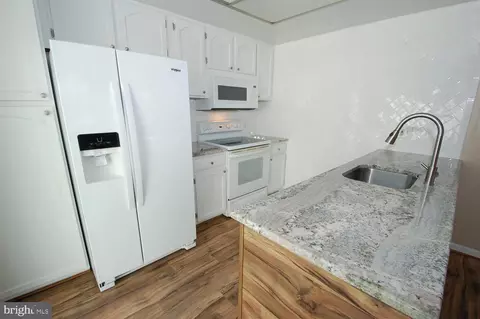 3644 Edelmar Ter #122-B, Silver Spring, MD 20906 photo 17