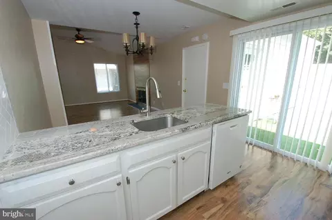 3644 Edelmar Ter #122-B, Silver Spring, MD 20906 photo 18