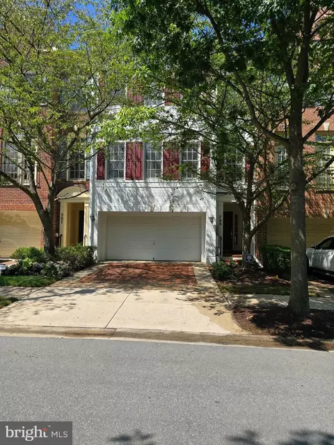 309 Oak Knoll Ter, Rockville, MD 20850