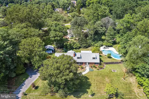 700 Copley Ln, Silver Spring, MD 20904