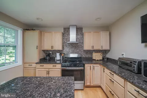 12310 Middle Rd, Silver Spring, MD 20906 photo 16