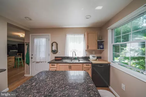 12310 Middle Rd, Silver Spring, MD 20906 photo 17