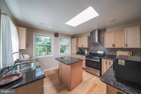 12310 Middle Rd, Silver Spring, MD 20906 photo 12
