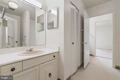 3306 Gleneagles Dr #80-D, Silver Spring, MD 20906 photo 19