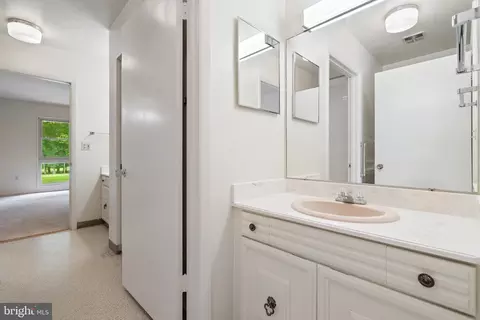 3306 Gleneagles Dr #80-D, Silver Spring, MD 20906 photo 21