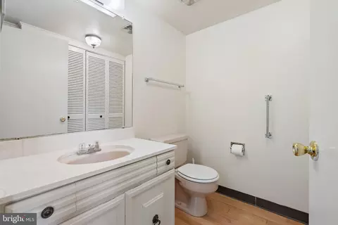 3306 Gleneagles Dr #80-D, Silver Spring, MD 20906 photo 14